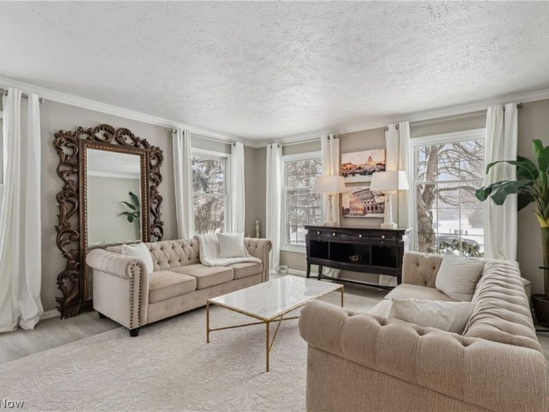 17116 Northbrook Trail, Chagrin Falls, OH 44023 Photo 3