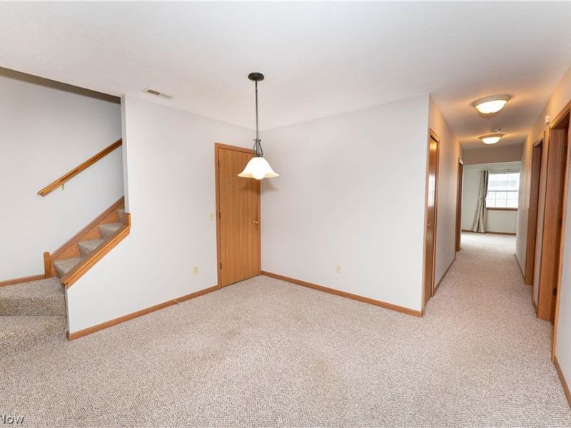 695 N Creek Drive, Painesville Township, OH 44077 Photo 10