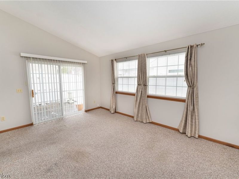 695 N Creek Drive, Painesville Township, OH 44077 Photo 14