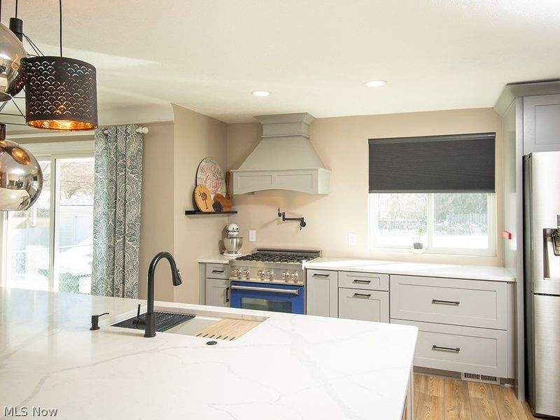 21801 Briarwood Drive, Cleveland, OH 44126 Photo 12