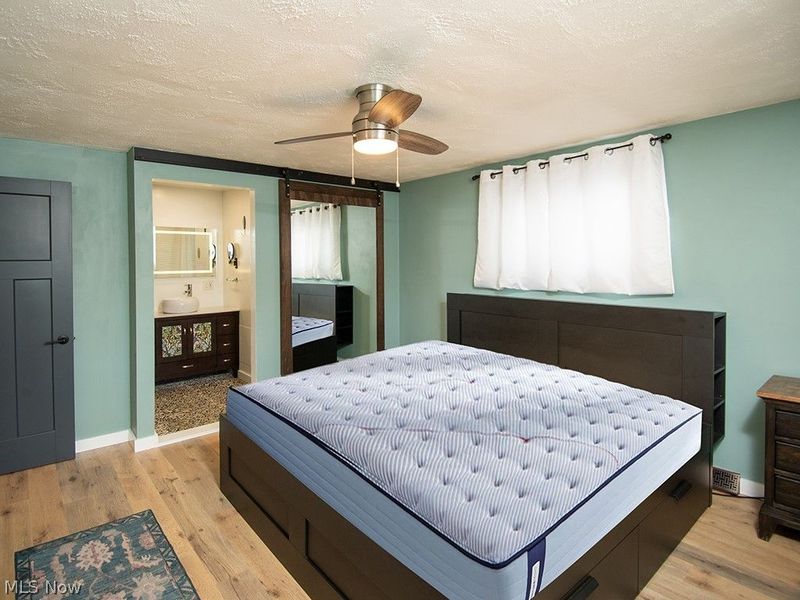 21801 Briarwood Drive, Cleveland, OH 44126 Photo 20