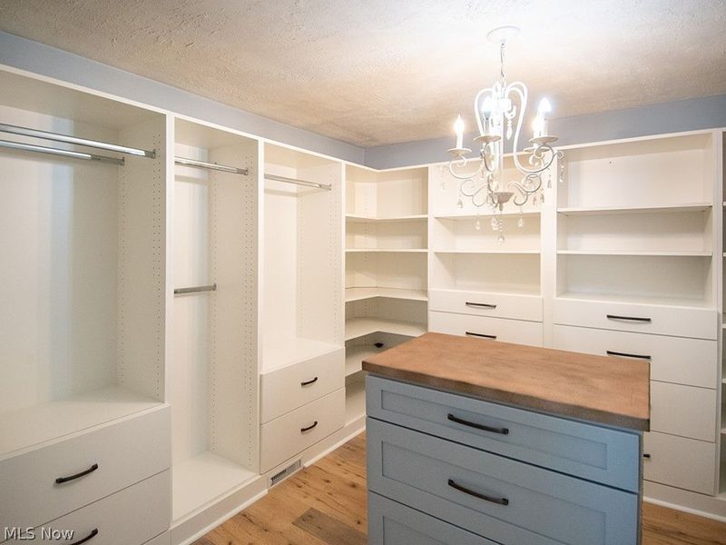 21801 Briarwood Drive, Cleveland, OH 44126 Photo 23