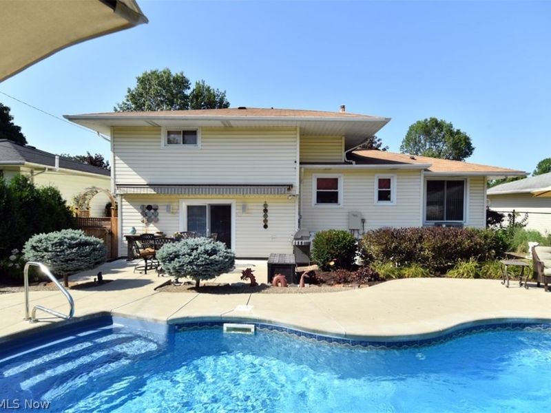 21801 Briarwood Drive, Cleveland, OH 44126 Photo 48