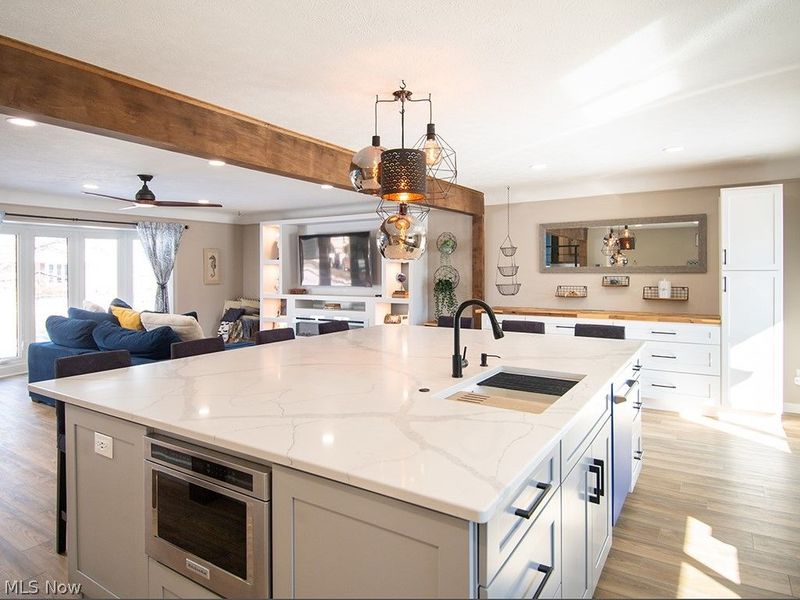 21801 Briarwood Drive, Cleveland, OH 44126 Photo 8