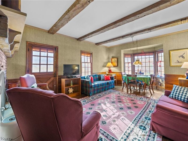 3492 Glen Allen Drive, Cleveland, OH 44121 Photo 13