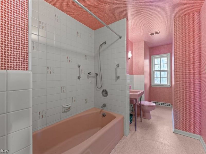 3492 Glen Allen Drive, Cleveland, OH 44121 Photo 42