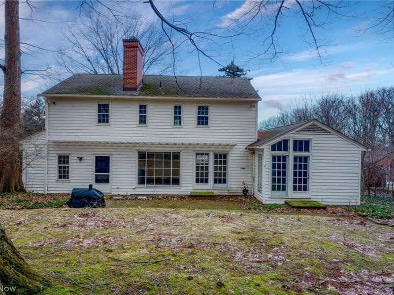 3492 Glen Allen Drive, Cleveland, OH 44121 Photo 5