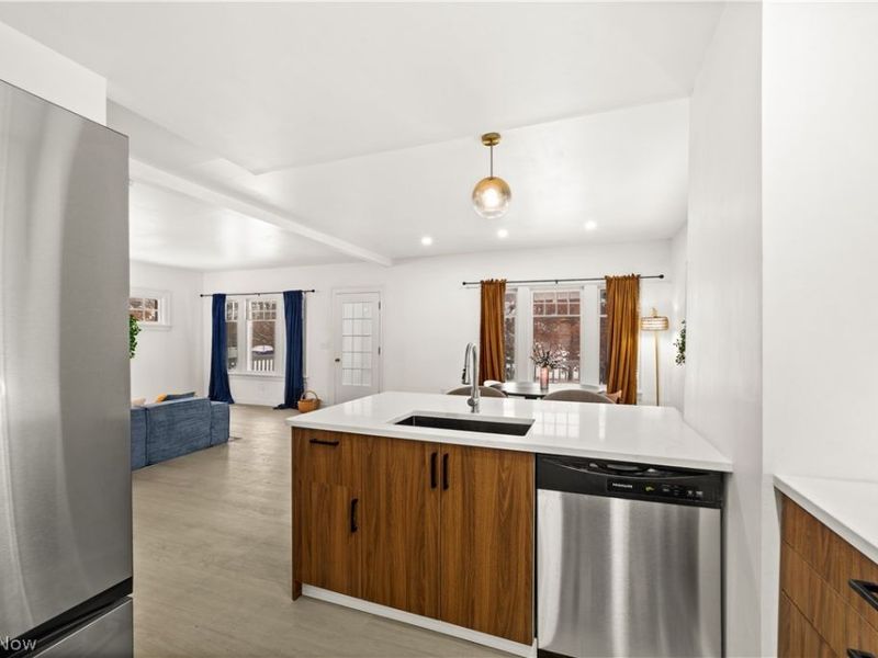 3348 Meadowbrook Boulevard, Cleveland, OH 44118 Photo 13