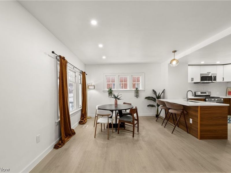 3348 Meadowbrook Boulevard, Cleveland, OH 44118 Photo 8