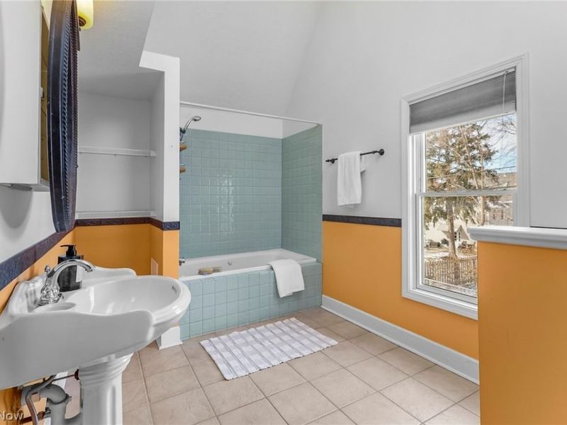 1460 W 45th Street, Cleveland, OH 44102 Photo 27