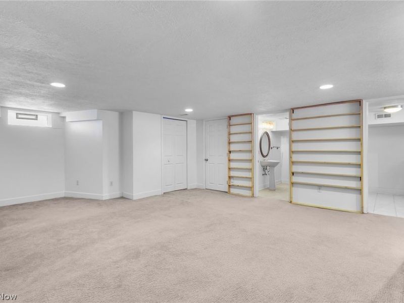 1460 W 45th Street, Cleveland, OH 44102 Photo 32