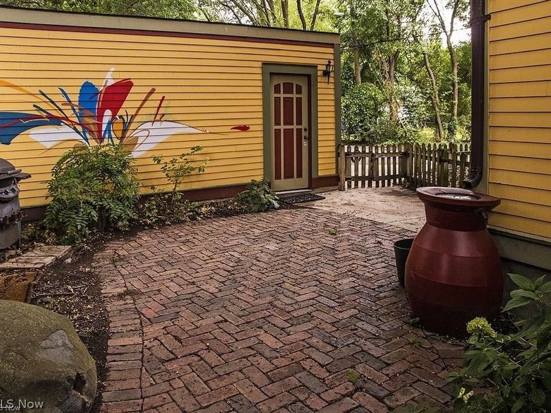 1460 W 45th Street, Cleveland, OH 44102 Photo 36