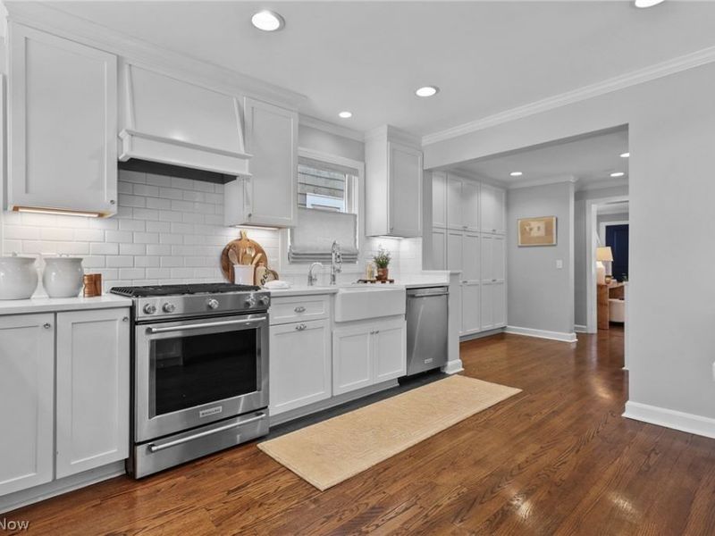 19558 Battersea Boulevard, Rocky River, OH 44116 Photo 14