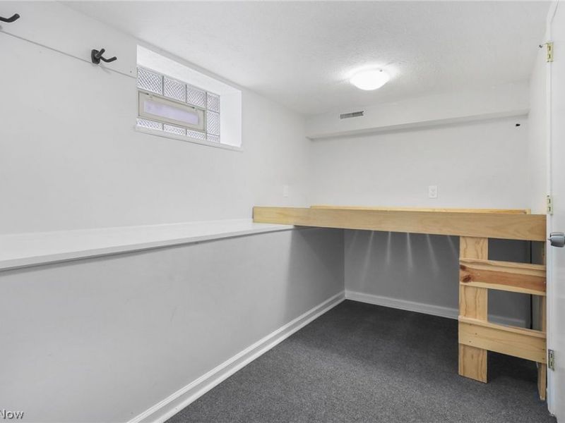 19558 Battersea Boulevard, Rocky River, OH 44116 Photo 40