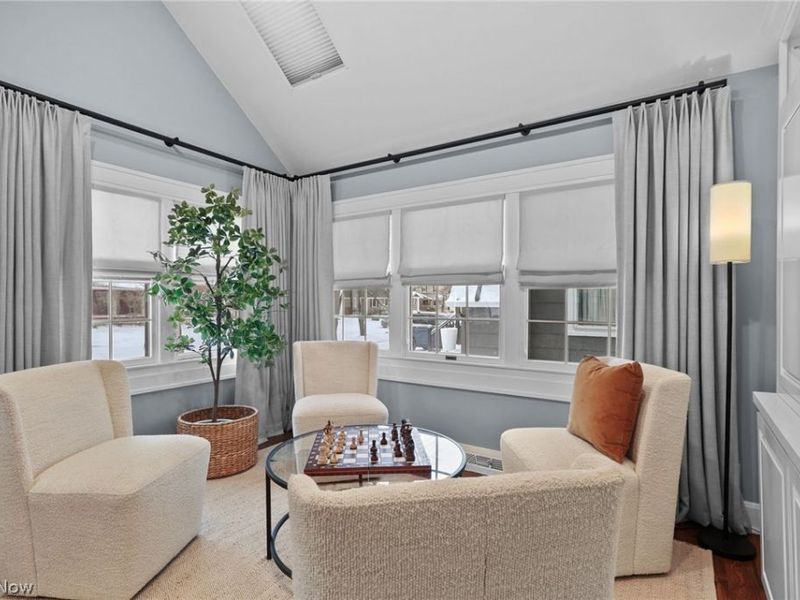 19558 Battersea Boulevard, Rocky River, OH 44116 Photo 8