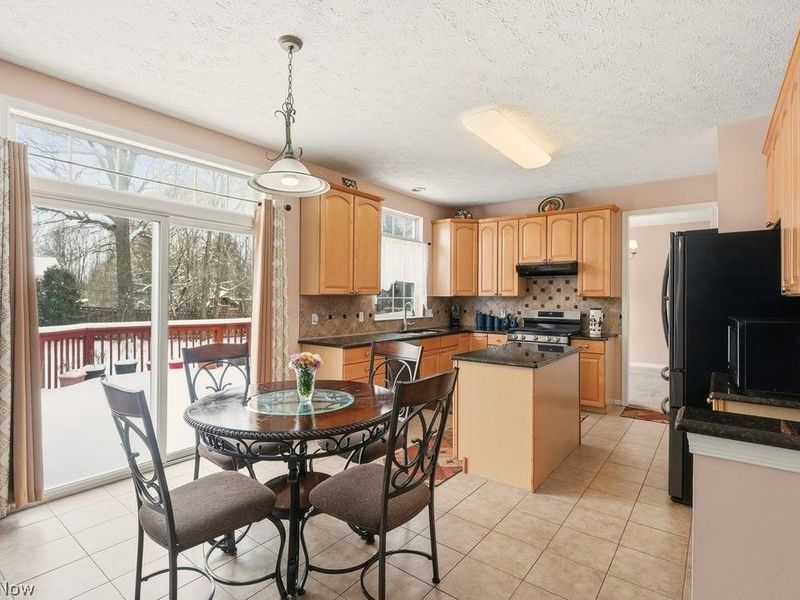 7444 Meadow Brooke Way, Northfield, OH 44067 Photo 12