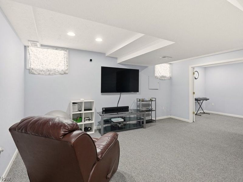 7444 Meadow Brooke Way, Northfield, OH 44067 Photo 28