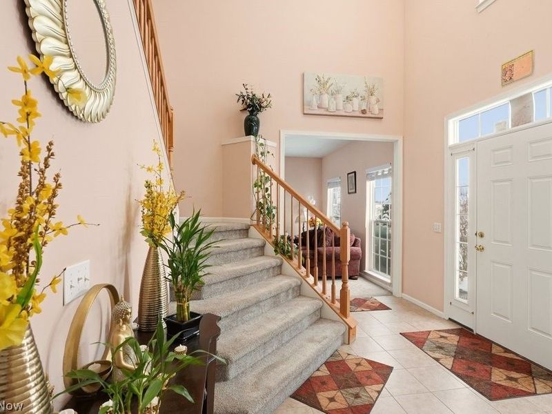 7444 Meadow Brooke Way, Northfield, OH 44067 Photo 3