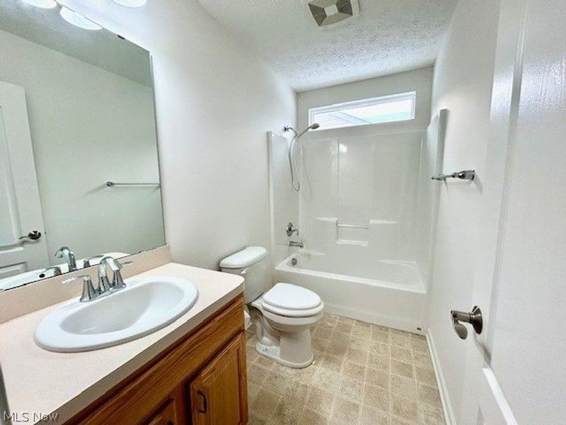 5302 Spruce Pointe Lane, Brunswick, OH 44212 Photo 20