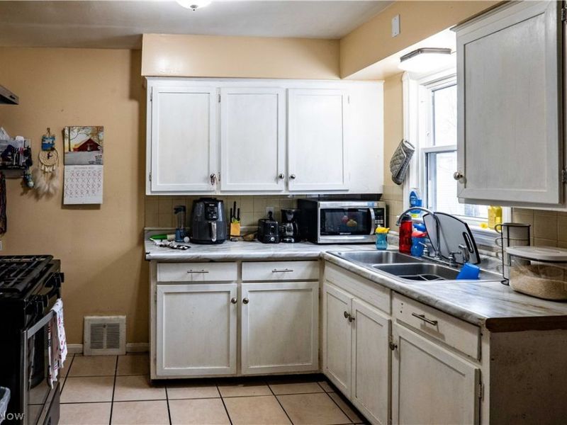 3457 W 137th Street, Cleveland, OH 44111 Photo 5