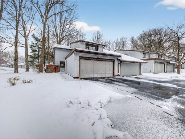 732 Tinkers Lane, Northfield, OH 44067