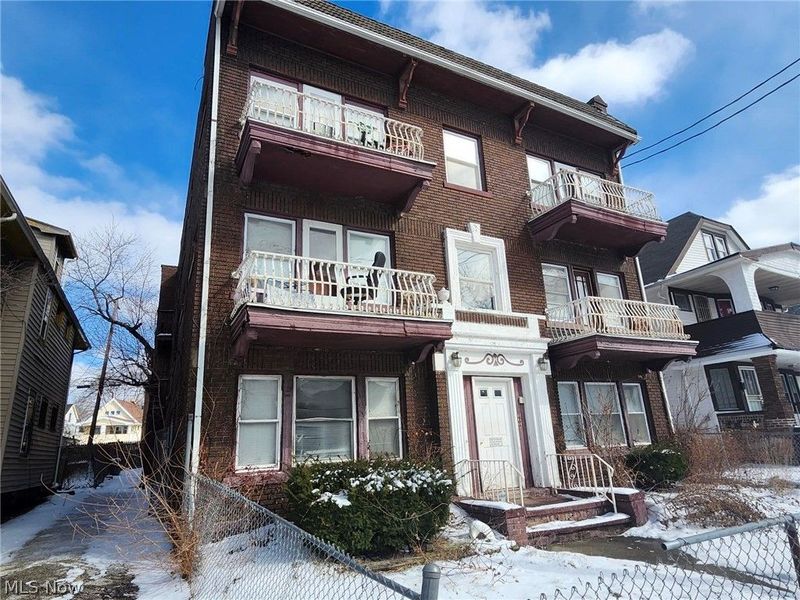 881 Eddy Road, Cleveland, OH 44108 Photo 1