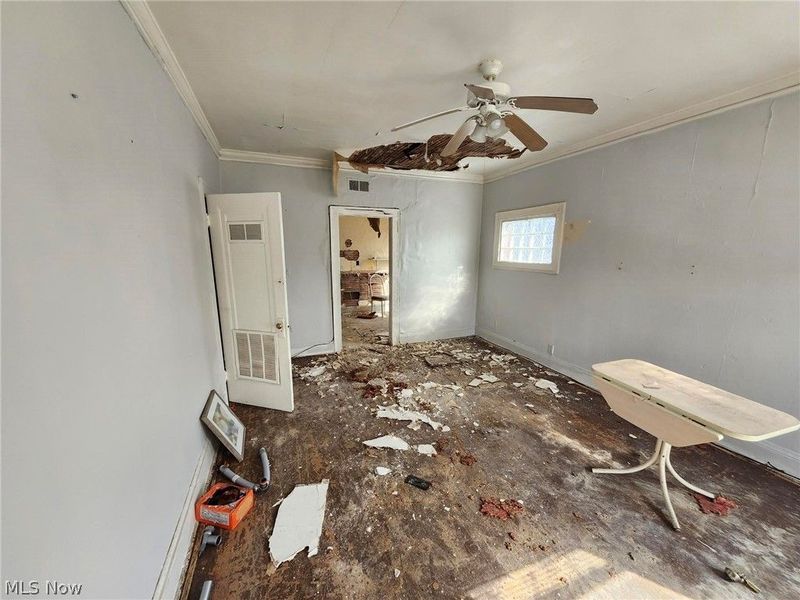 881 Eddy Road, Cleveland, OH 44108 Photo 16