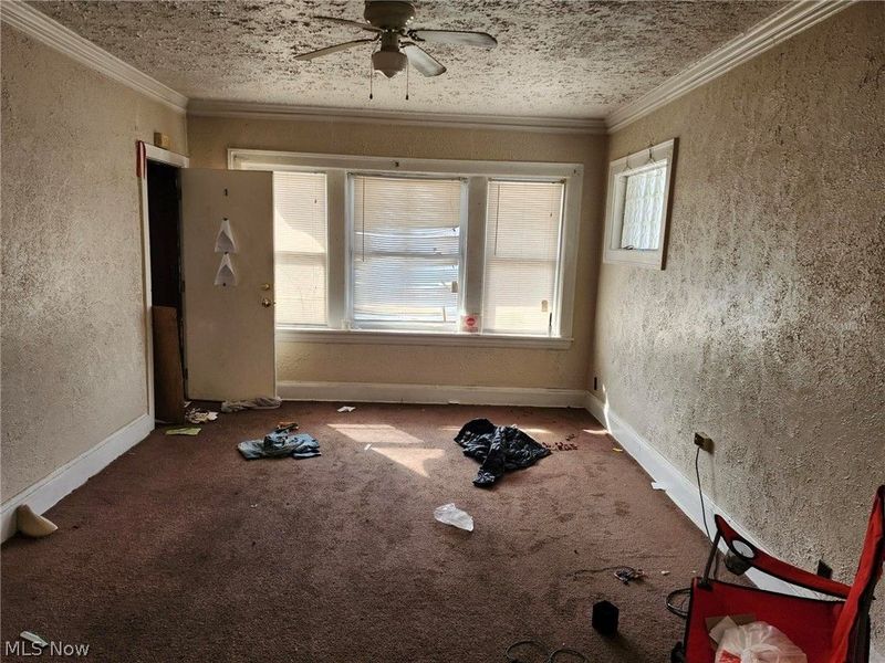 881 Eddy Road, Cleveland, OH 44108 Photo 7