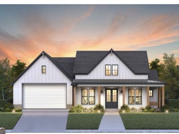 635 N Lake Circle, Oxford, GA 30054