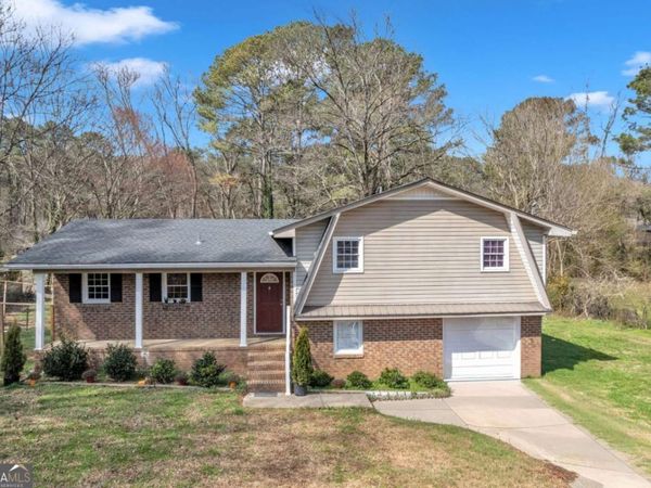 405 STRAWBERRY Lane SE, Unit LINDALE, Lindale, GA 30147