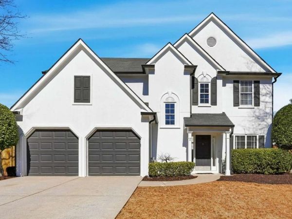 2390 Lunetta Lane, Alpharetta, GA 30004