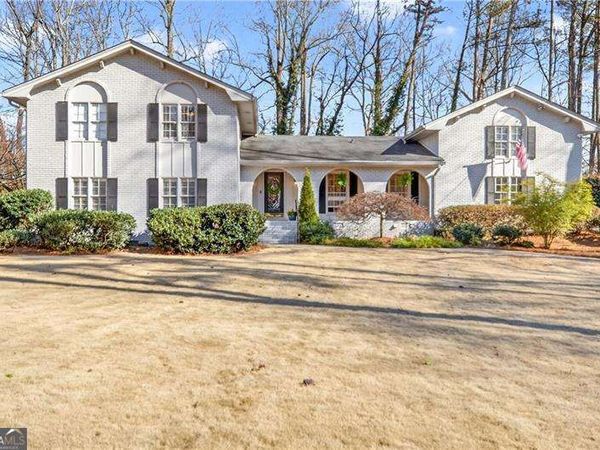 4979 Vernon Oaks Drive, Atlanta, GA 30338