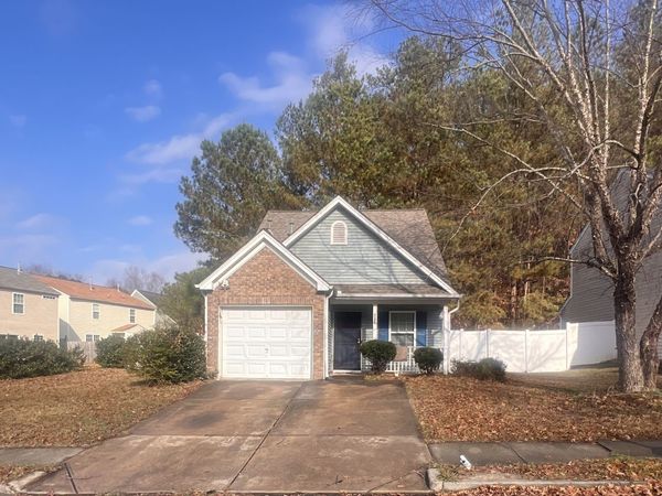 3393 sable chase, College Park, GA 30349