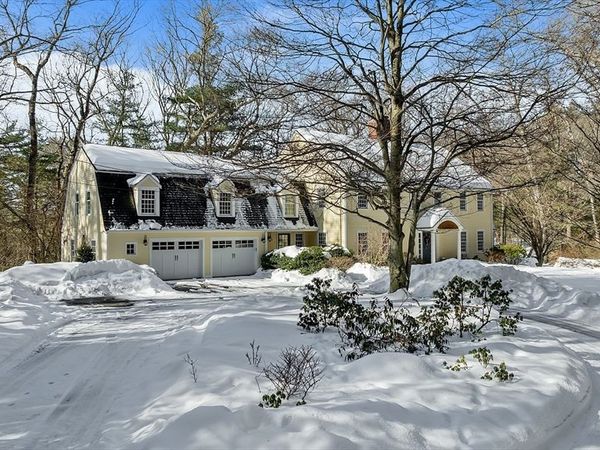 63 Claypit Hill Rd, Wayland, MA 01778