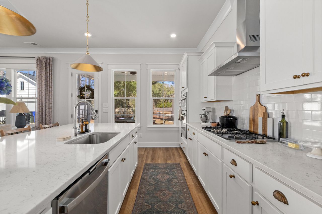 2810 Pinelog Lane Photo 14