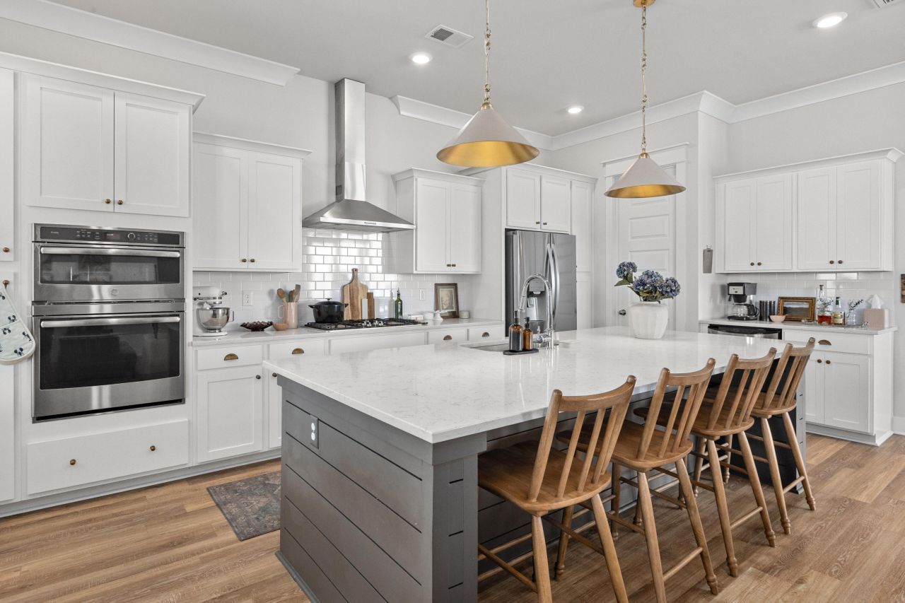 2810 Pinelog Lane Photo 15