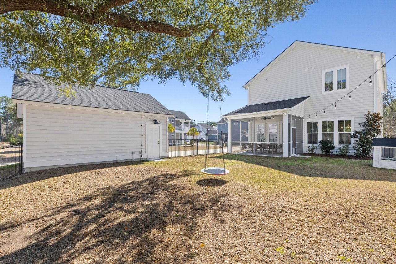 2810 Pinelog Lane Photo 38