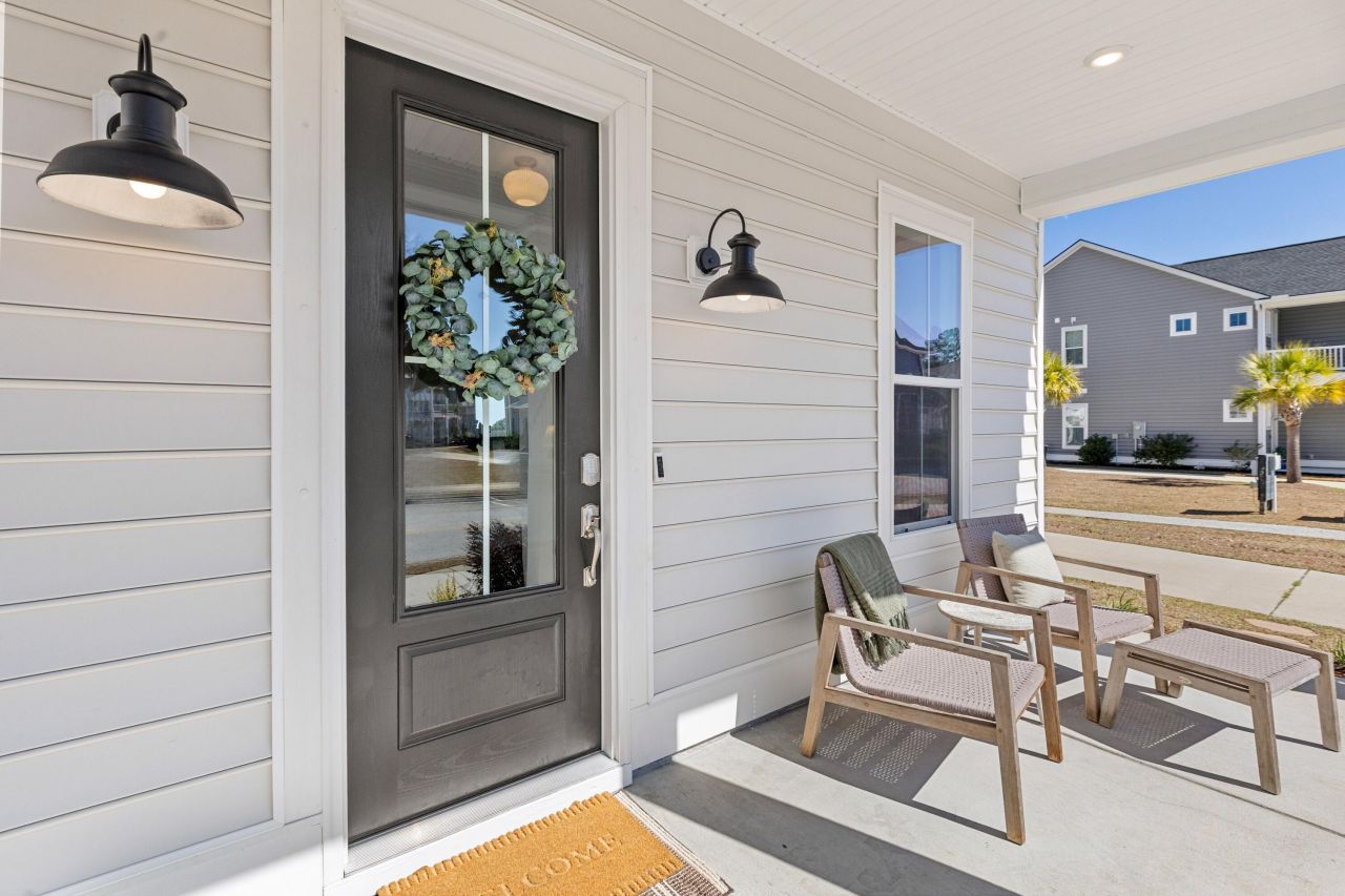 2810 Pinelog Lane Photo 4