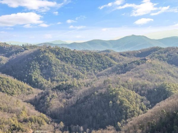 3912 Patriot Lane, Sevierville, TN 37862