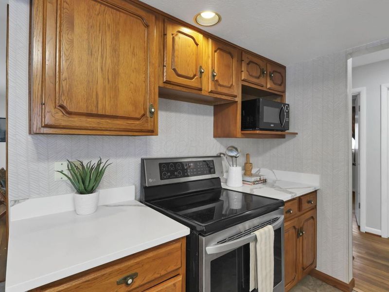 2298 Belcher Drive, Columbus, OH 43224 Photo 13