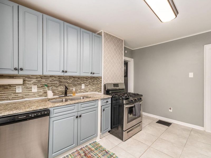 987 E Whittier Street, Columbus, OH 43206 Photo 17