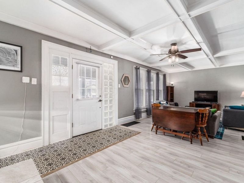 987 E Whittier Street, Columbus, OH 43206 Photo 5