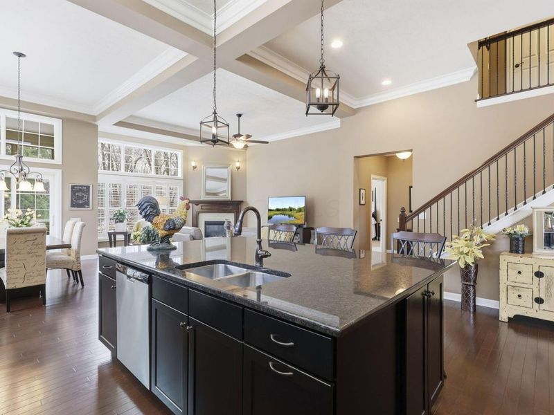 3913 Shadowstone Way, Columbus, OH 43221 Photo 11