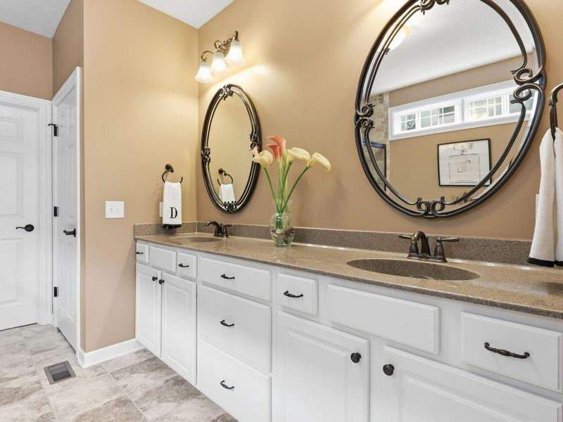 3913 Shadowstone Way, Columbus, OH 43221 Photo 28