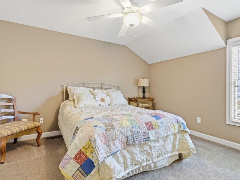 3913 Shadowstone Way, Columbus, OH 43221 Photo 36