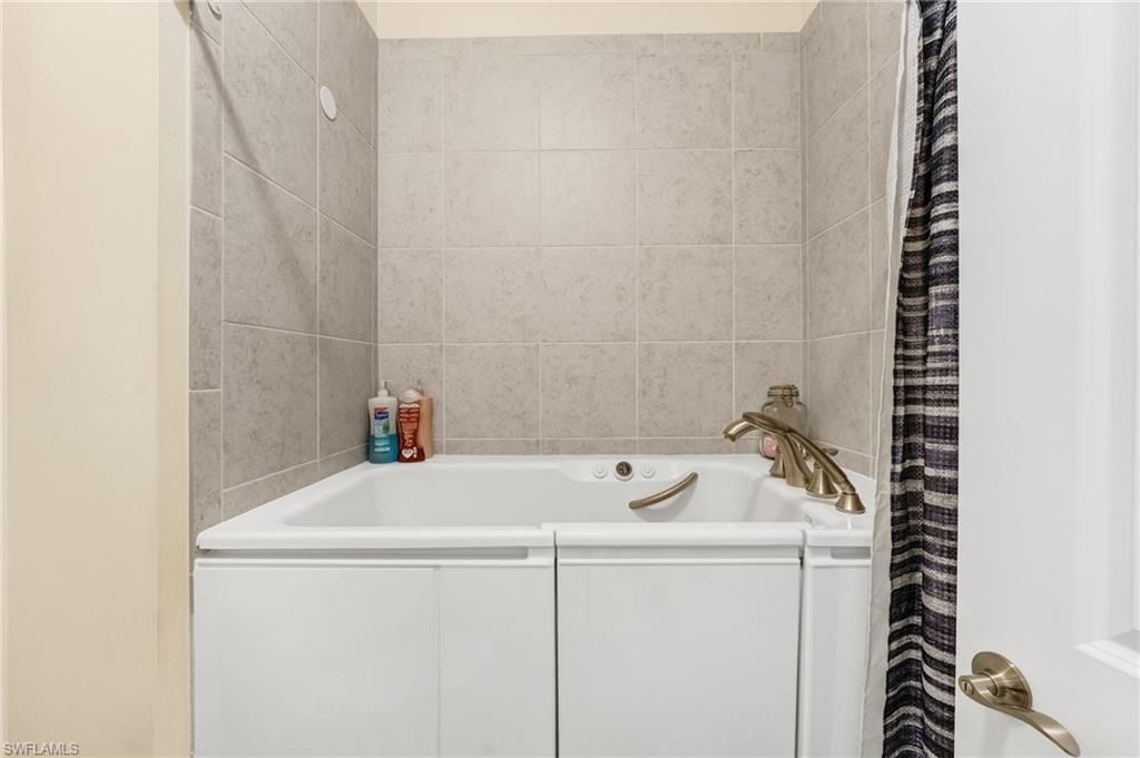 2995 Amblewind Dr, Fort Myers, FL 33905 Photo