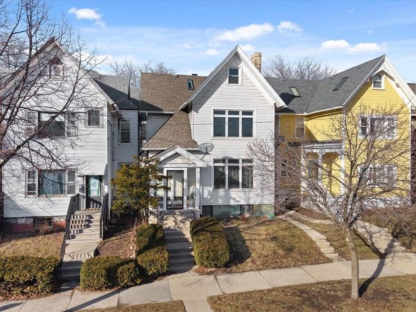 804 Kewaunee STREET, Unit 806, Milwaukee, WI 53202