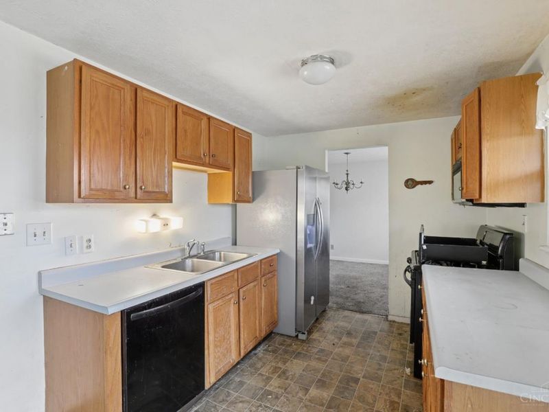 12128 Benadir Road, Springdale, OH 45246 Photo 13