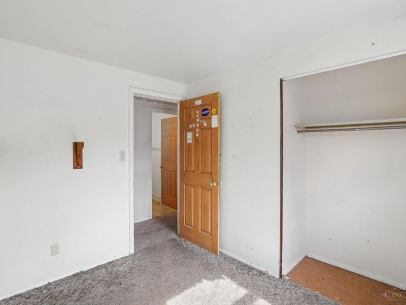 12128 Benadir Road, Springdale, OH 45246 Photo 18