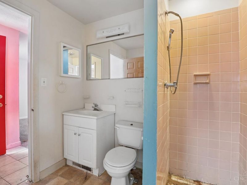 12128 Benadir Road, Springdale, OH 45246 Photo 23